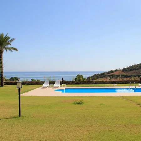 Bifamiliare Con Piscina Vista Mare