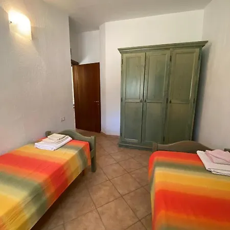 Villa Bifamiliare Con Piscina Vista Mare *