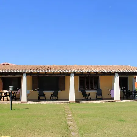 Bifamiliare Con Piscina Vista Mare Villa Tertenìa