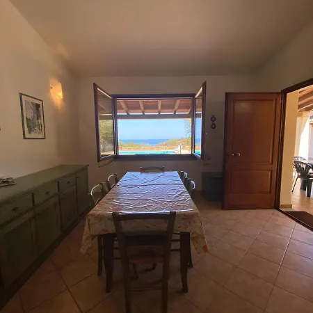 וילה Bifamiliare Con Piscina Vista Mare *